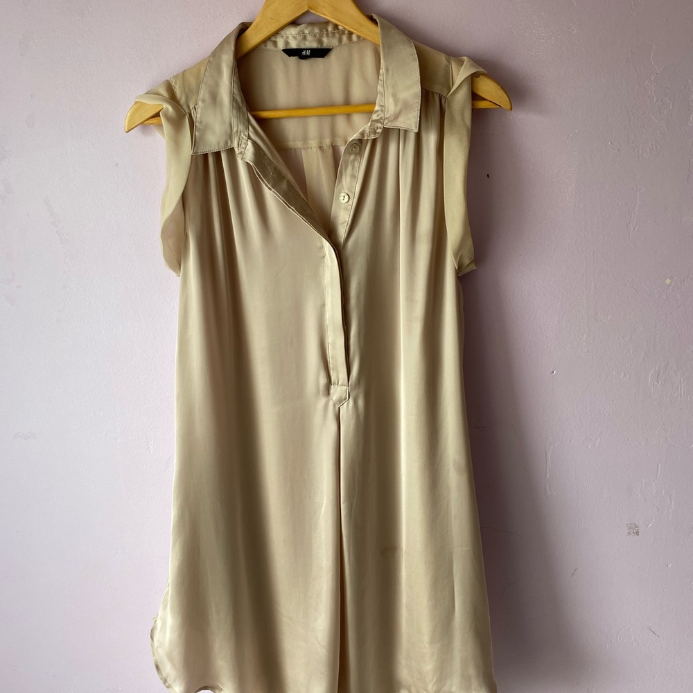 H&M M Flowy Midi Dress in champagne